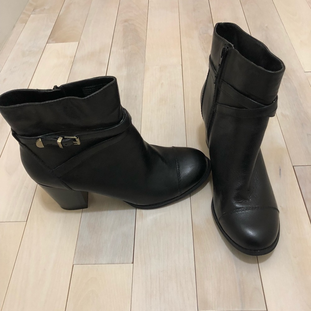 Booties - Picture 3 of 6